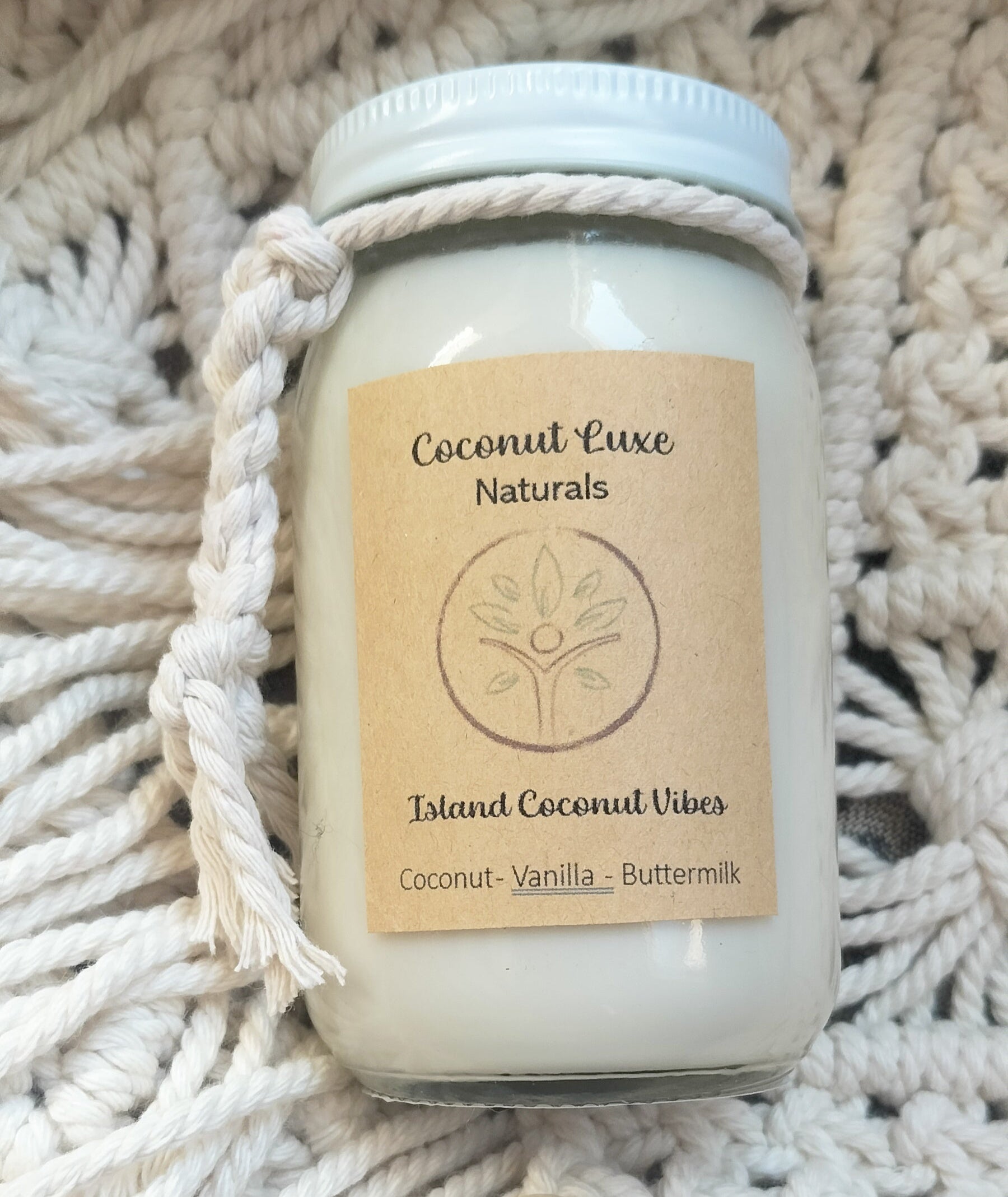 coconut soy candle, tropical scent, handmade candle, natural wax, eco-friendly
