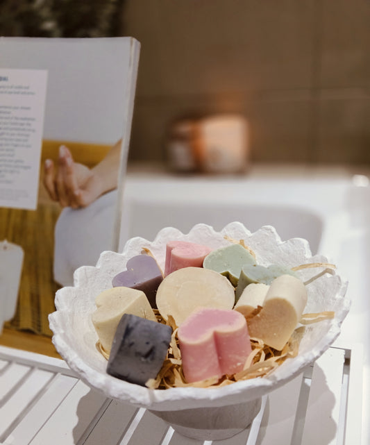 25 Mini Hearts soaps with Dish